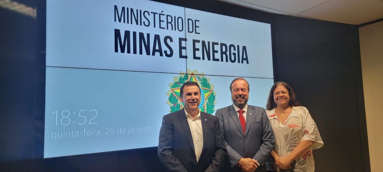Ministro de Minas e Energia recebe o Presidente da ABPM